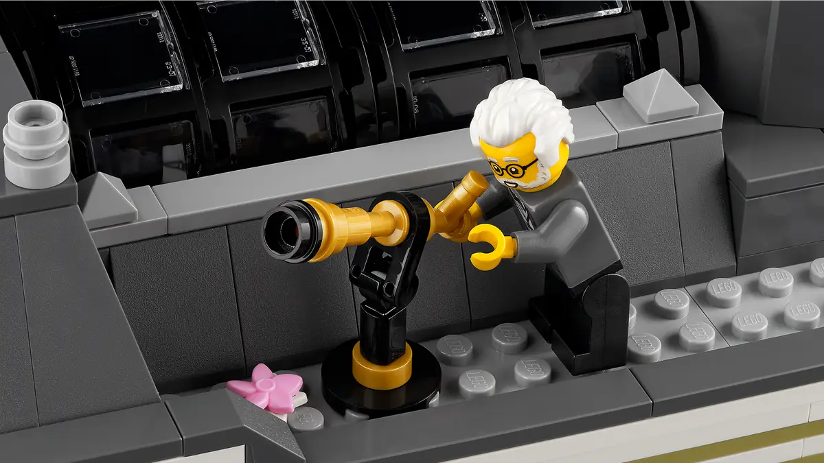 LEGO Icons Naturhistorisches Museum (10326)