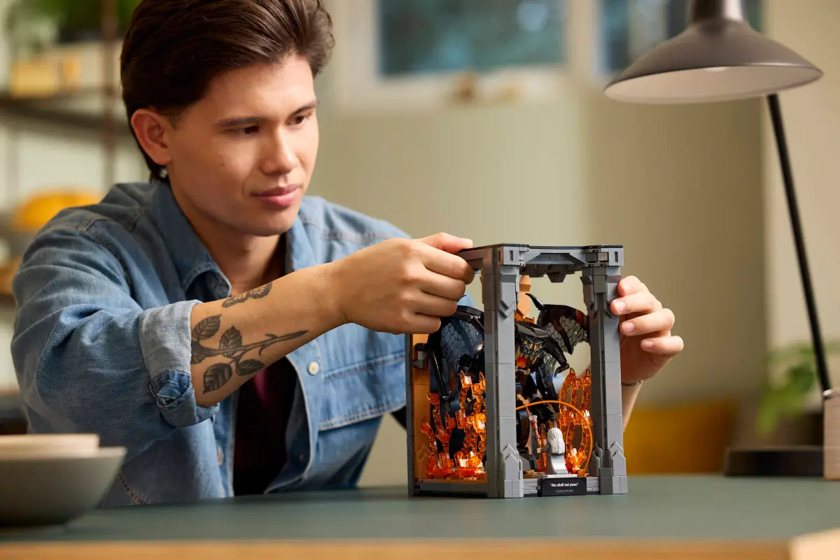 LEGO Icons The Lord of the Rings: Balrog Book Nook (10367)