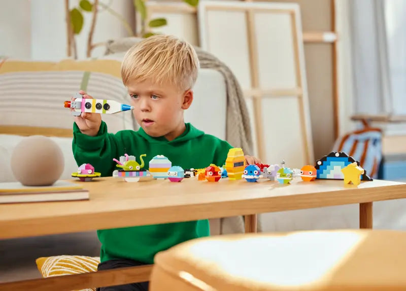 LEGO Classic Kreative Weltraumplaneten (11037)