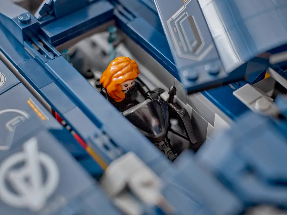 Avengers: Age of Ultron Quinjet (76325)