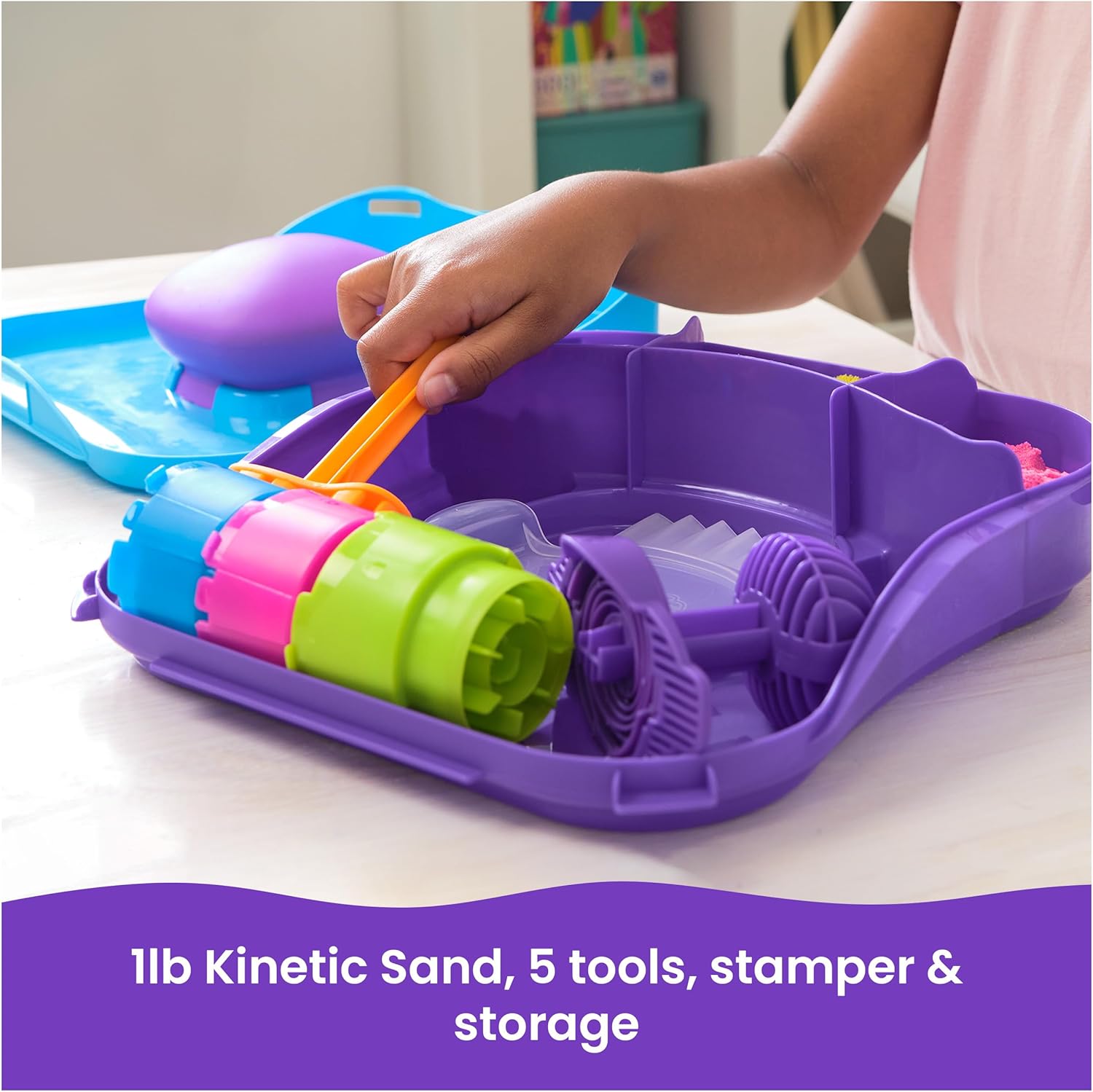 Kinetic Sand, SquishMotion with 454g Pink, Yellow & Blue Play Sand, Stamper & 5 Tools, Storage Case
