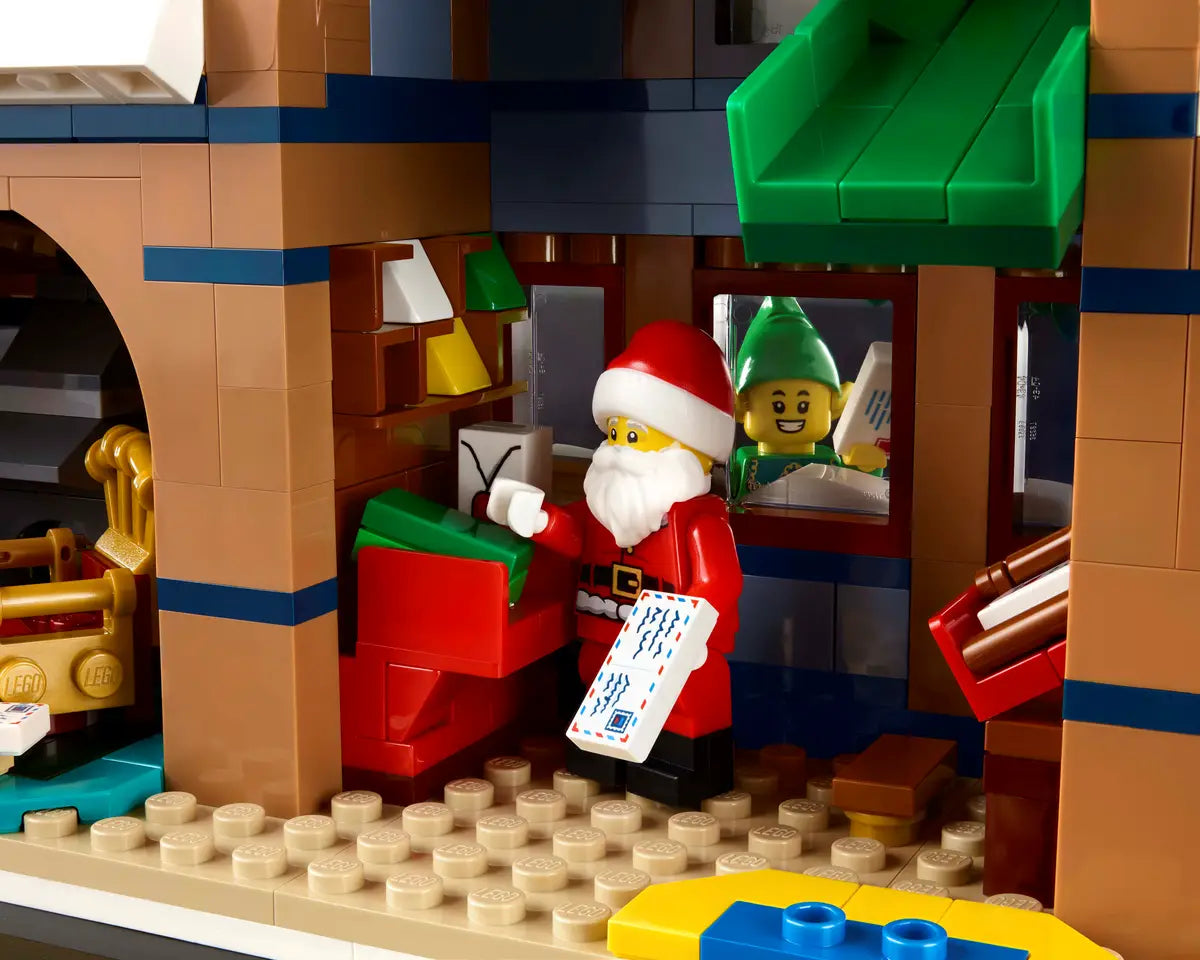 LEGO Icons Santa’s Post Office (10339)
