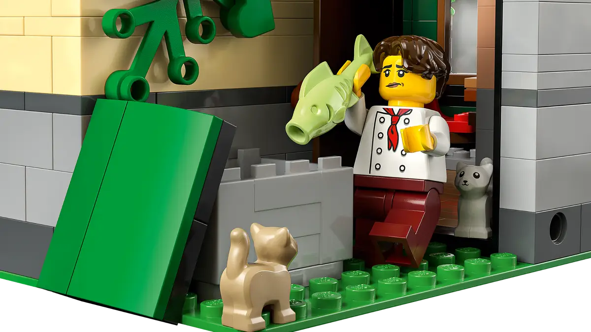 LEGO Icons Tudor Corner (10350)