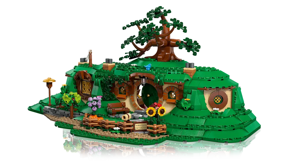 LEGO Icons The Lord of the Rings: The Shire (10354)