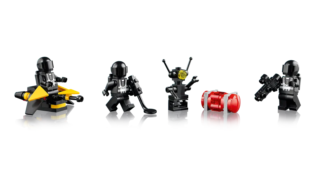 LEGO Icons Blacktron Renegade (10355)