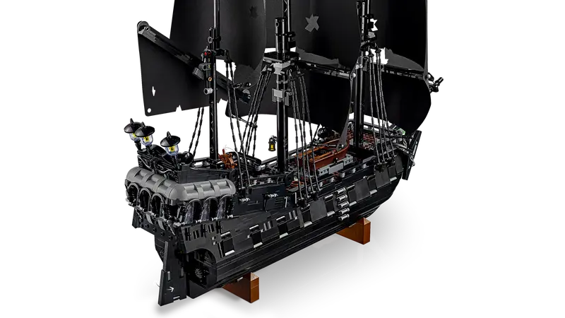 LEGO Icons Captain Jack Sparrow’s Pirate Ship (10365)