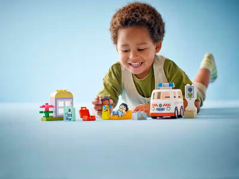 LEGO DUPLO Ambulance and Doctor (10447)