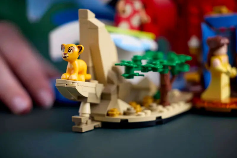 LEGO Ideas Disney Magical Moments (21352)