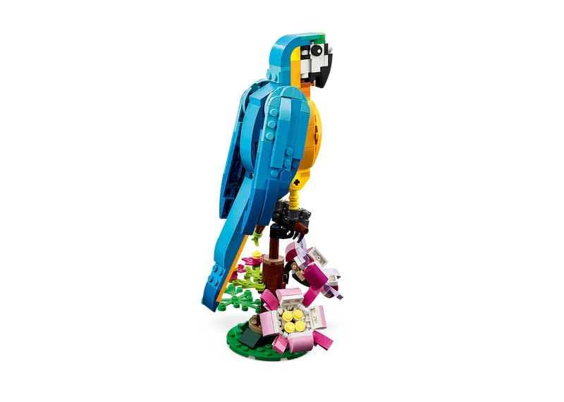 LEGO Creator 3-in-1 Exotic Parrot (31136)