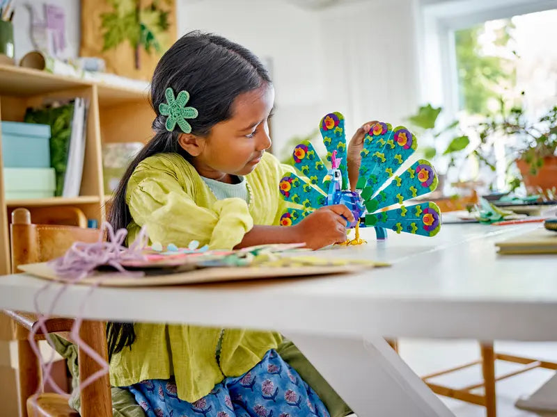 LEGO Creator 3-in-1 Exotic Peacock (31157)