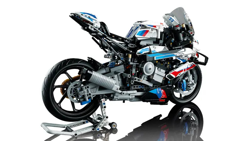 LEGO Technic BMW M 1000 RR (42130)
