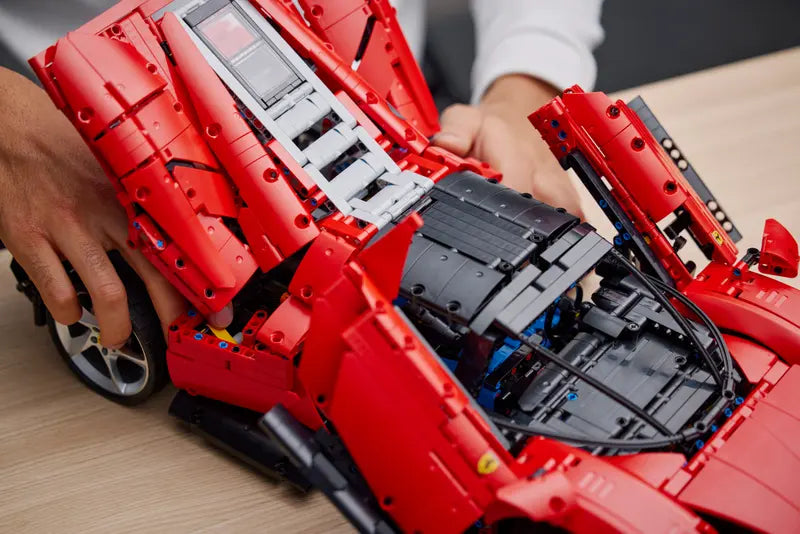 LEGO Technic Ferrari Daytona SP3