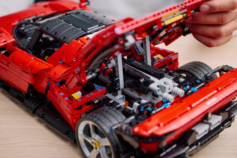 LEGO Technic Ferrari Daytona SP3