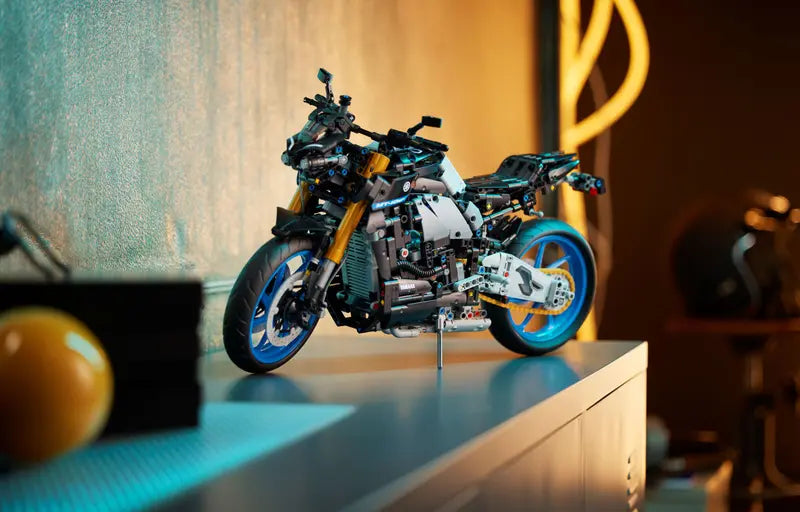 LEGO Technic Yamaha MT-10 SP (42159)
