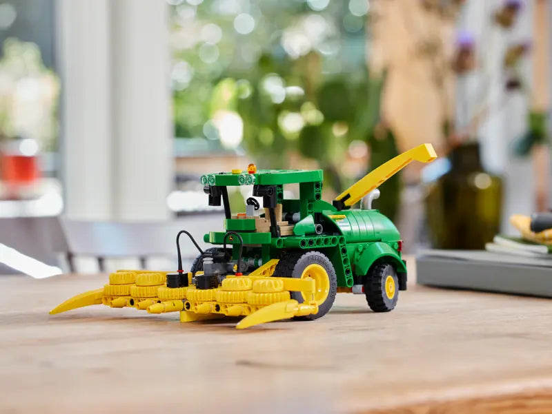 LEGO Technic John Deere 9700 Forage Harvester (42168)