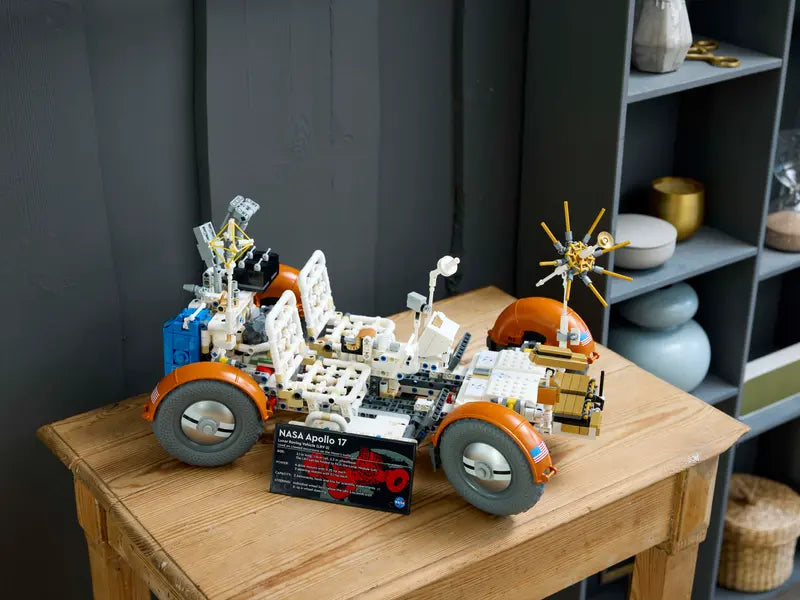 LEGO Technic NASA Apollo 17 Lunar Rover (42182)