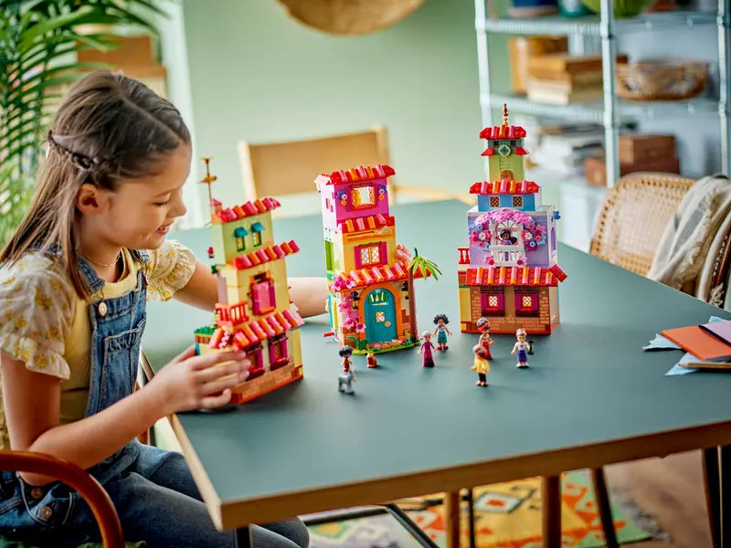 LEGO Disney The Magical Madrigal House (43245)