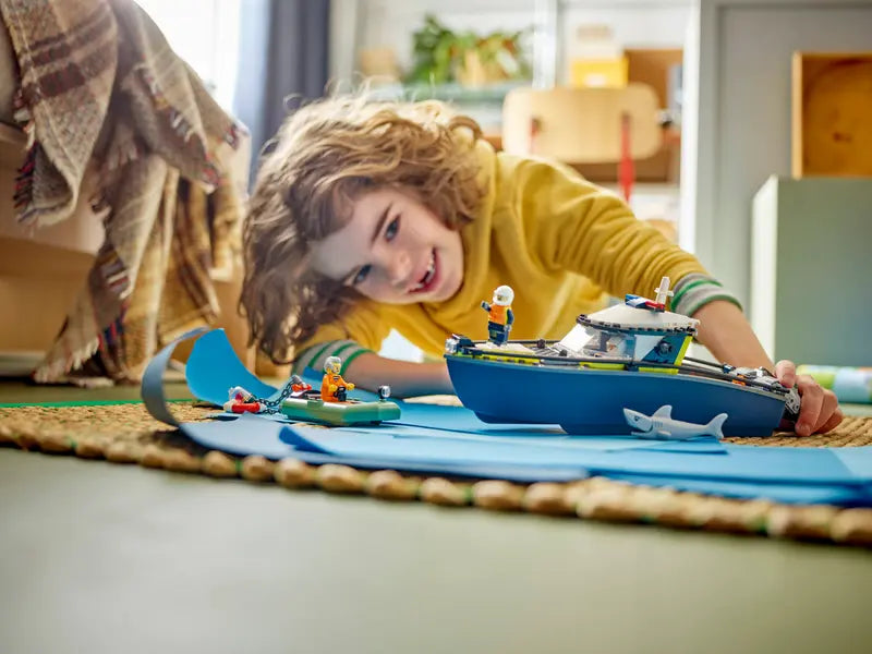 LEGO City Police Speedboat Chase (60456)