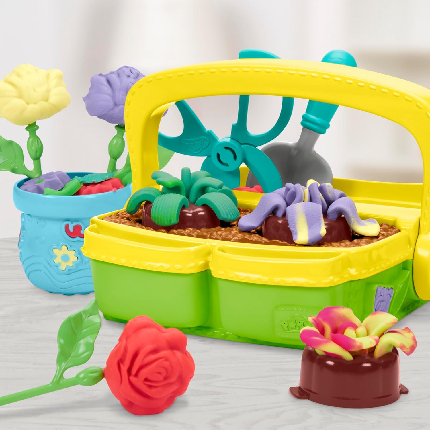 Play-Doh Blooming Flower Garden Spielset | Von der Natur inspiriertes Kunst- und Bastelspielzeug für Kinder ab 3 Jahren
