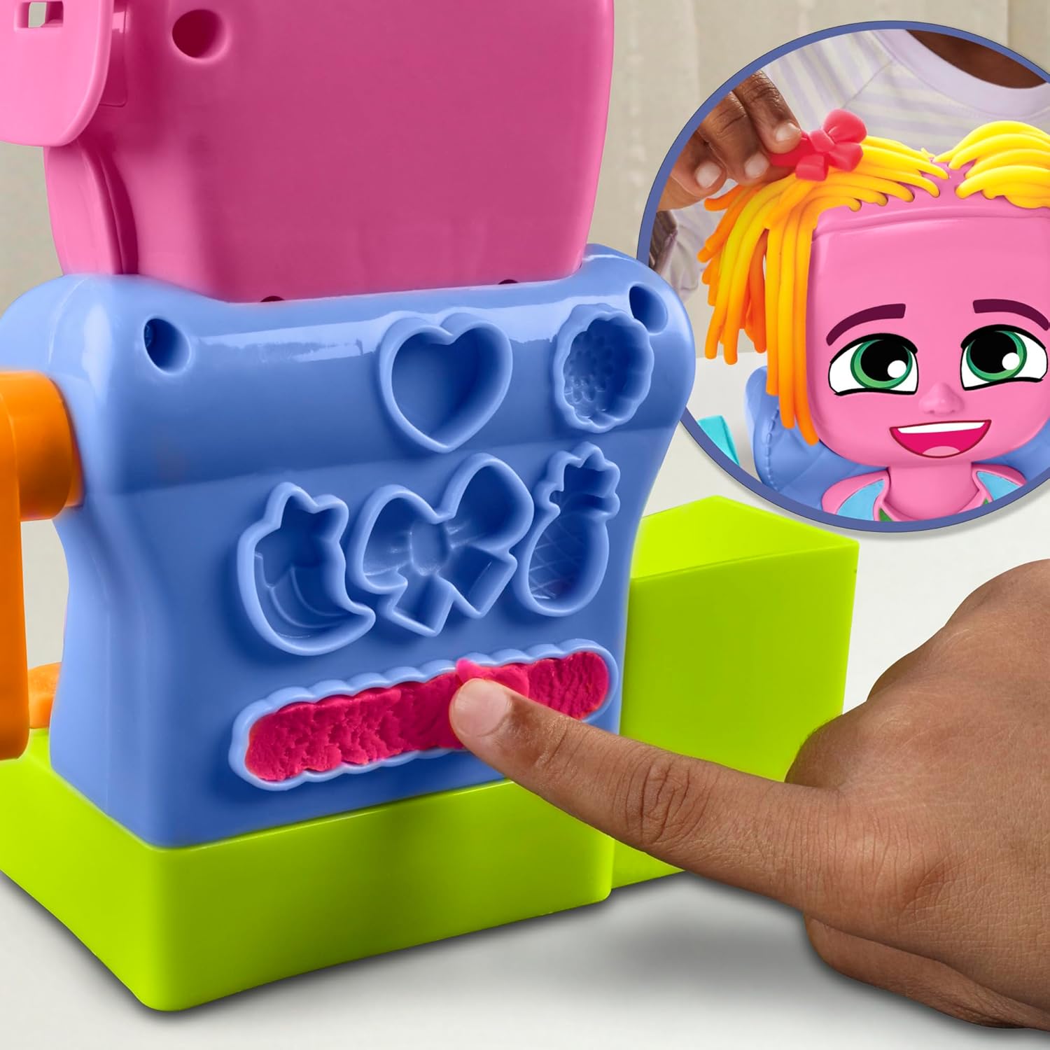 Play-Doh Friseursalon-Spielset | Erstellen Sie verrückte Frisuren mit 6 Play-Doh-Farben | Rollenspiel-Spielzeug für Kinder ab 3 Jahren