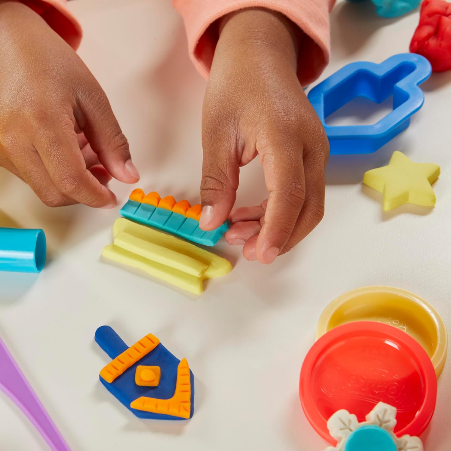 Play-Doh Feiertags-Werkzeugset | 43 Accessoires und 10 Farben | Ganzjähriges Kunst- und Bastelset für Kinder ab 3 Jahren