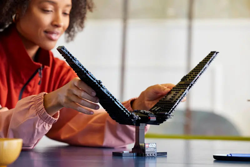 LEGO Star Wars Kylo Ren’s Command Shuttle (75406)