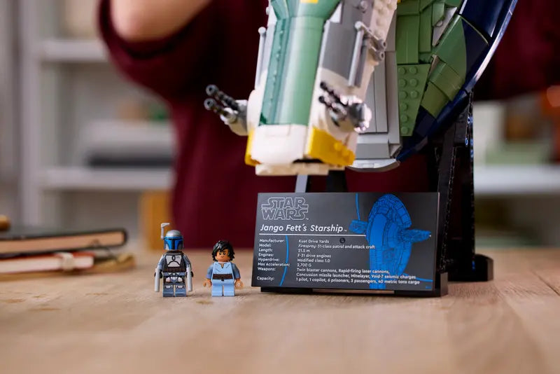 LEGO Star Wars Jango Fett’s Firespray-class Starship (75409)