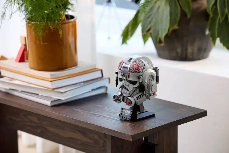 LEGO Star Wars AT-AT Driver Helmet (75429)