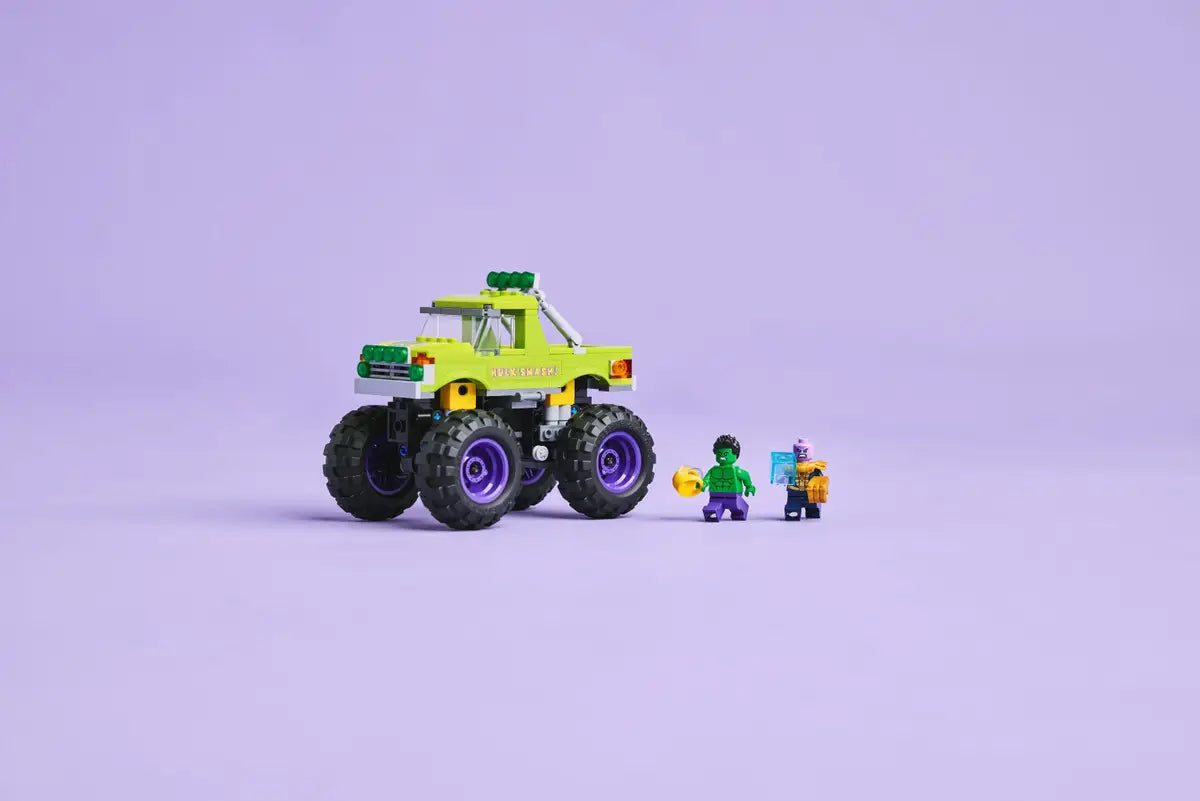 The Hulk Truck vs. Thanos (76312)