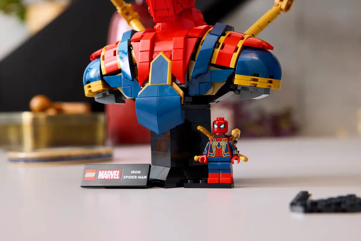 Buste de Iron Spider-Man (76326)