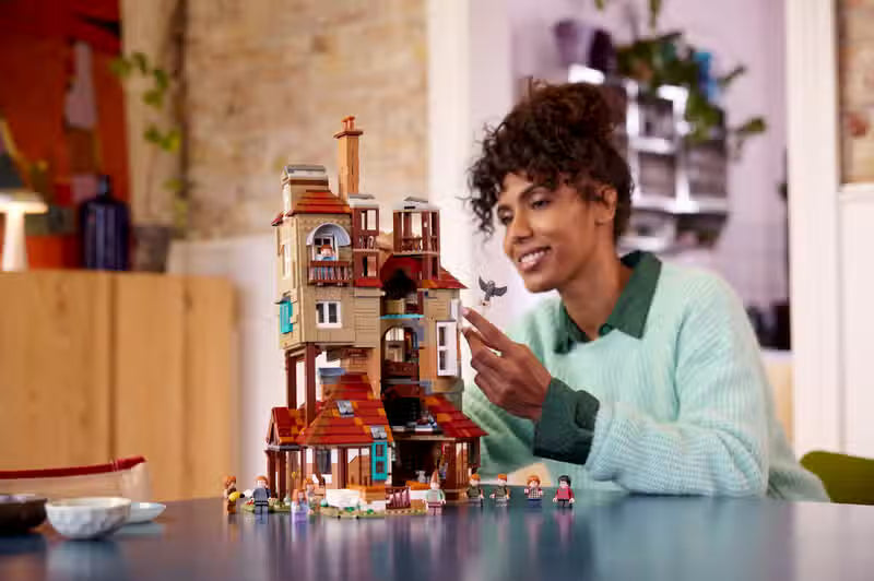 LEGO Harry Potter The Burrow – Collector’s Edition (76437)