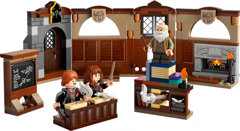 LEGO Harry Potter Hogwarts Castle Charms Lesson (76442)
