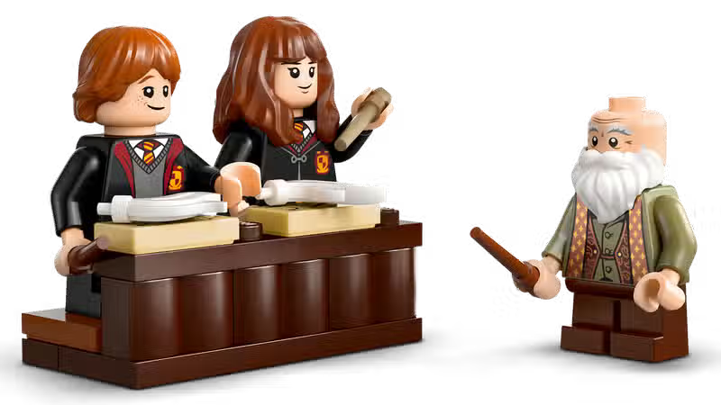 LEGO Harry Potter Hogwarts Castle Charms Lesson (76442)