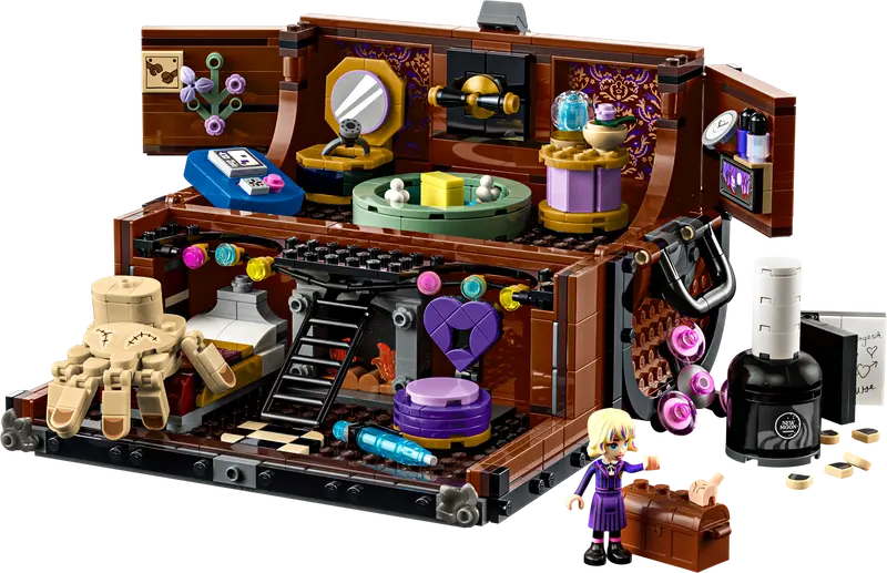 LEGO Wednesday Thing and His Apartment (76785)