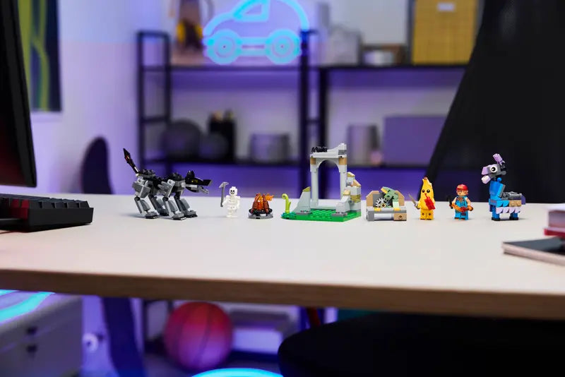 LEGO Fortnite Peely and Sparkplug’s Camp (77075)