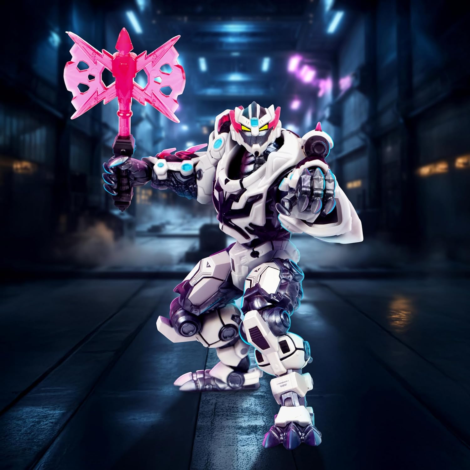 MrBeast Lab – Platinum Series Tiger Battle Titan Collector Figure