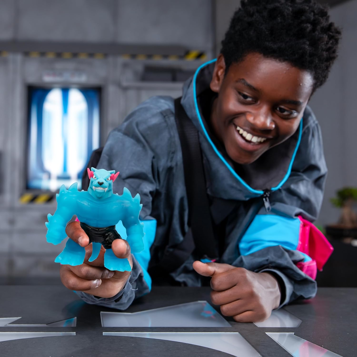 MrBeast Lab Stretchy Hypercharged Panther – Heroes of Goo Jit Zu | Squeeze, Squish & Stretch Up to 3x Its Size