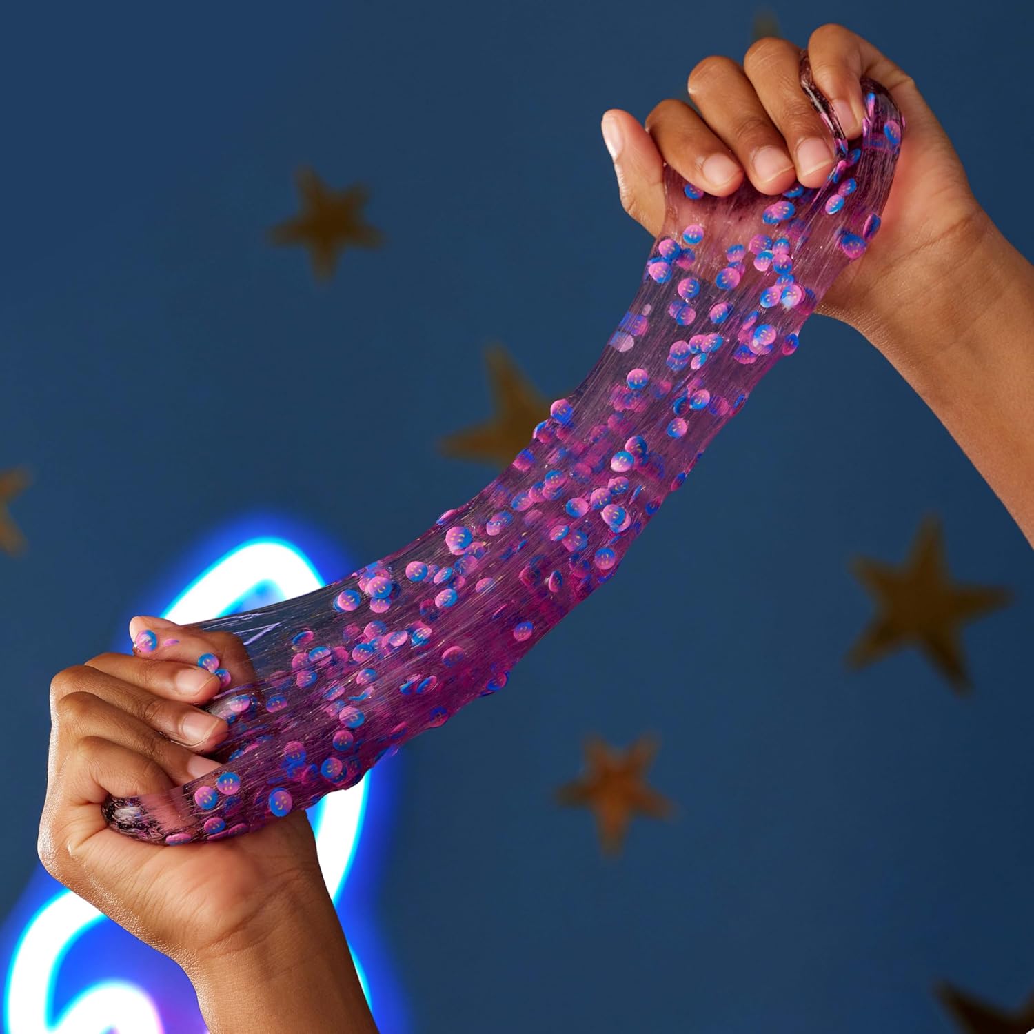 Elmer’s Gue Space Adventure Slime Bucket 1.36 kg Blue Raspberry, Strawberry & Grape Scents Non-Toxic Sensory Play Kit for Kids