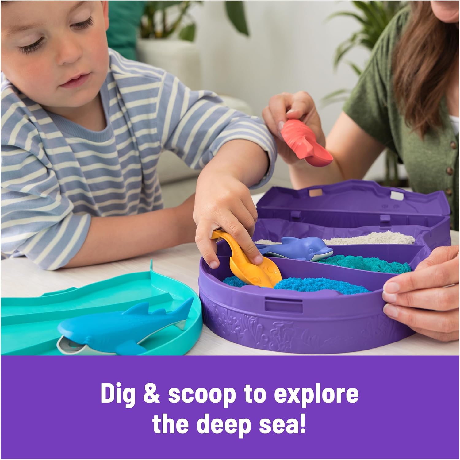 Kinetic Sand, Project Planet Deep Sea with 680g Play Sand & Sea Creature Tools
