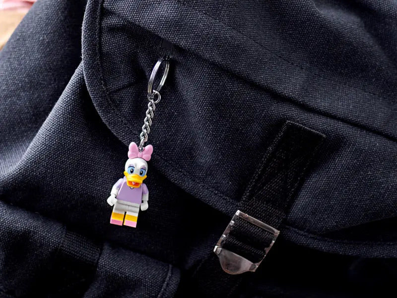 LEGO Disney Daisy Duck Key Chain (854112)