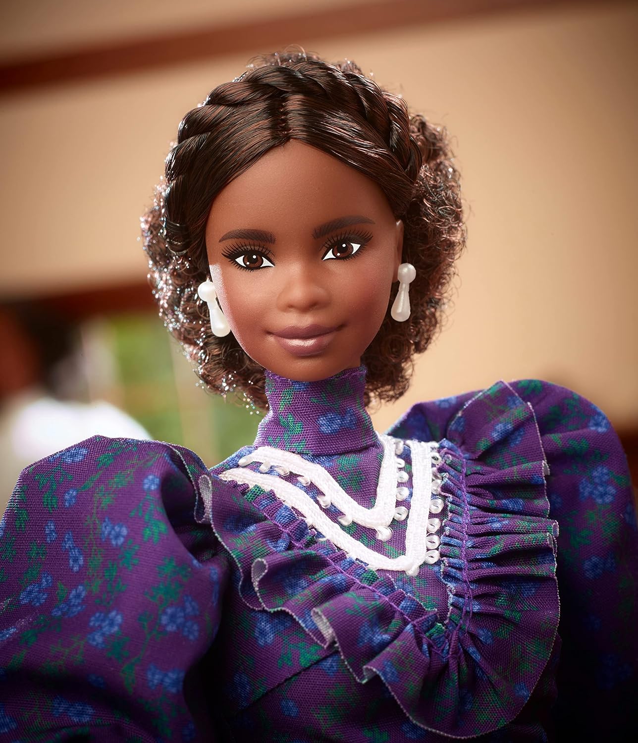 Barbie Inspiring Women – Madam C.J. Walker Doll