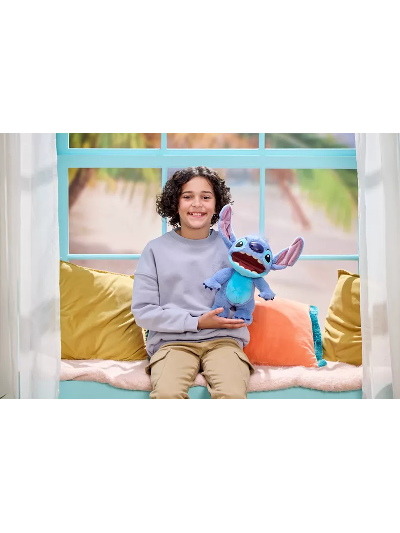 Disney Chatty Stitch Deluxe Puppetronic NEW